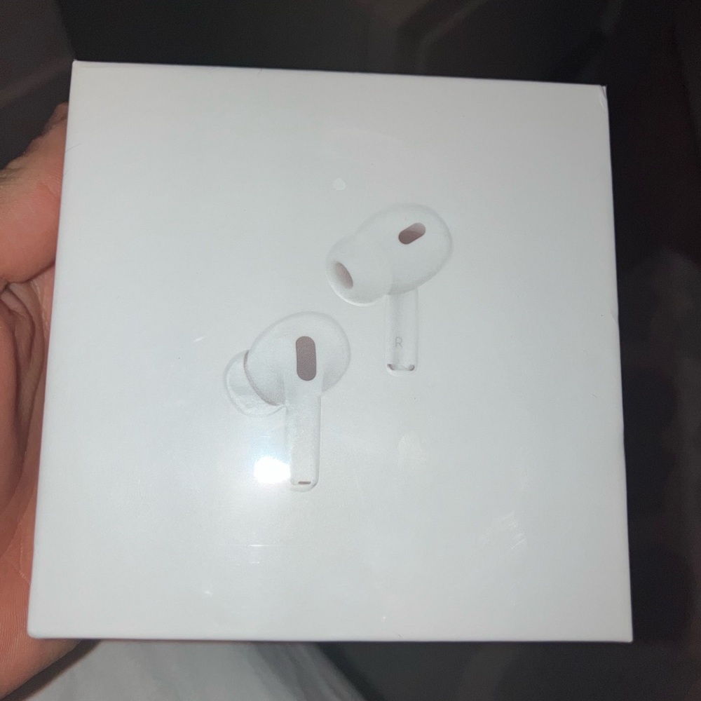 Apple AirPods Pro Wireless Earbuds